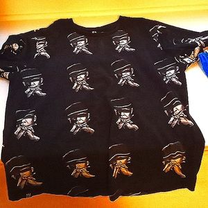 A Huge xl shirt t-shirt.